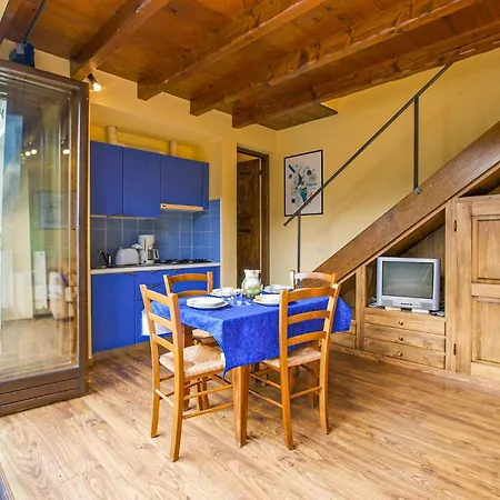 Casa La Terrazza Uno C Дом отдыха *